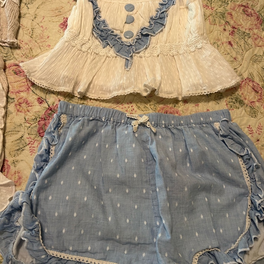 Ooh! La, La! Couture Cream and Blue Ruffle Set